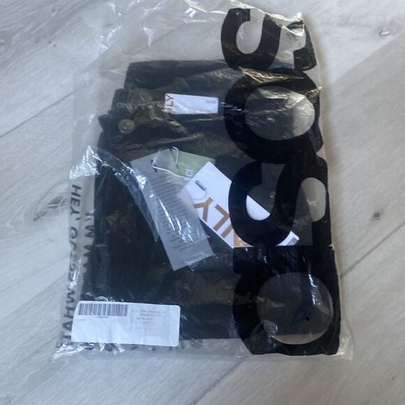 Only Emily high waist straight leg ankle jean black W28 L32 AsosNWT IN PACKAGING - Picture 6 of 9